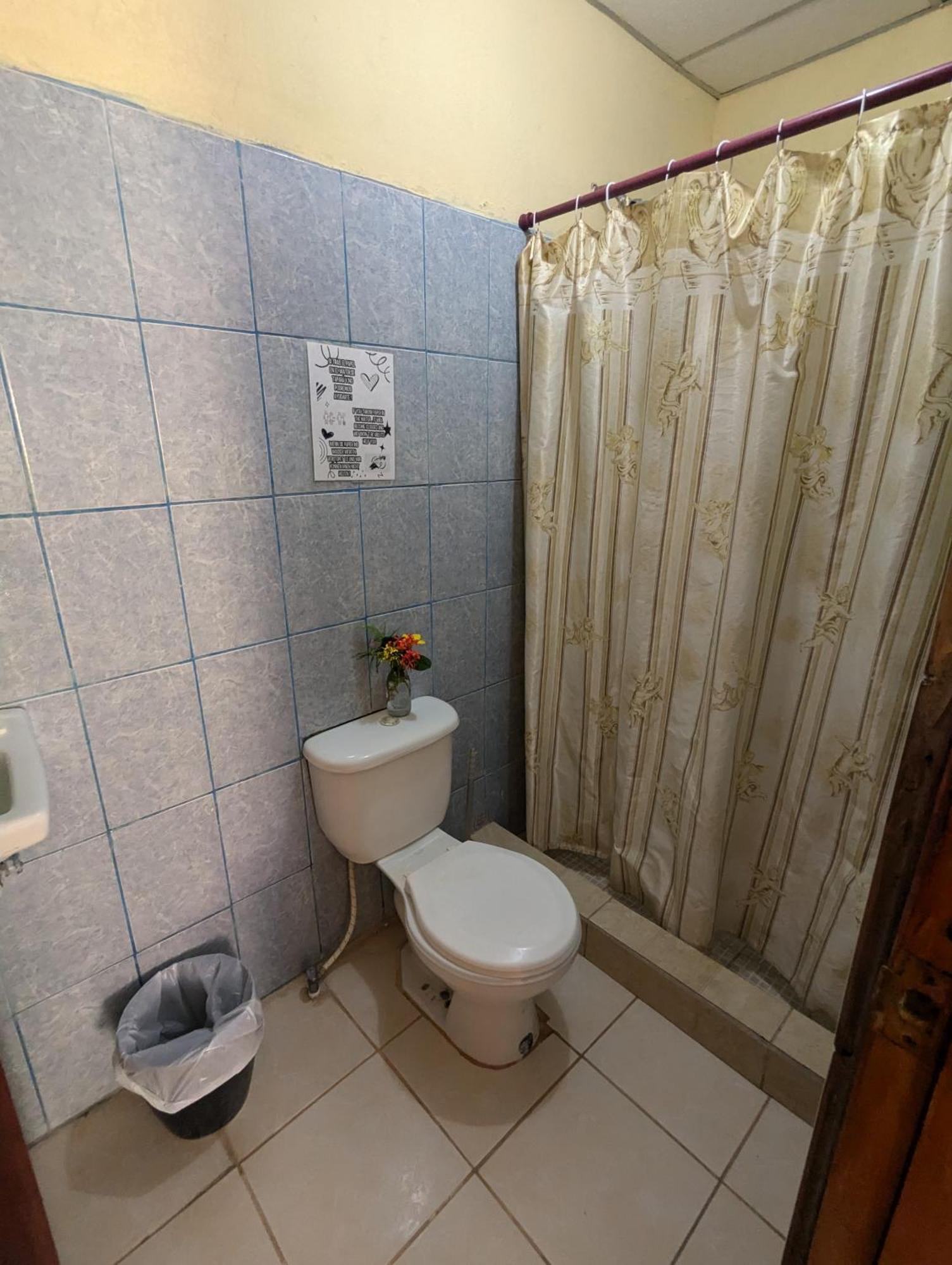 Chill Garrobo Hotel El Gigante Стая снимка