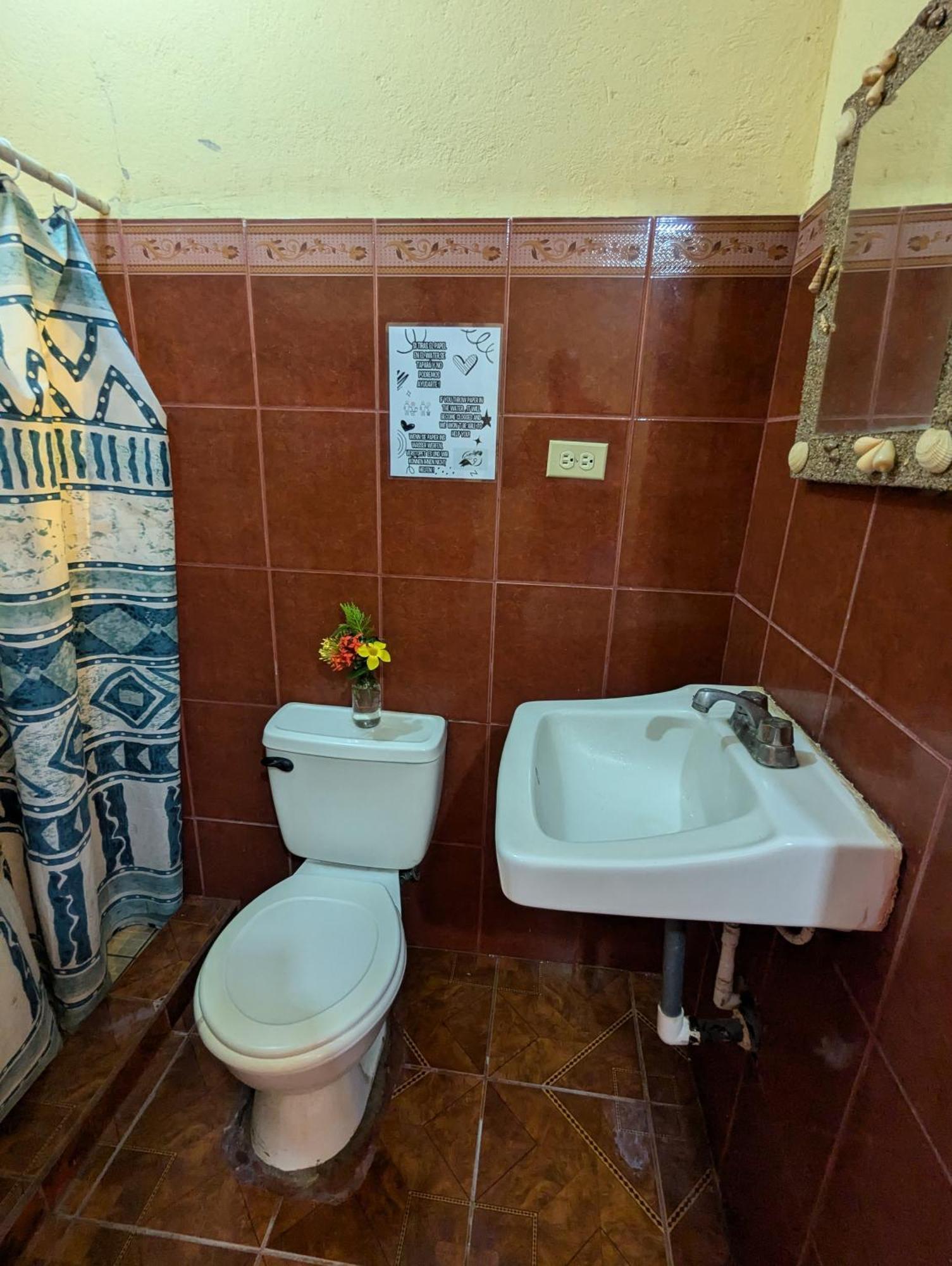 Chill Garrobo Hotel El Gigante Стая снимка